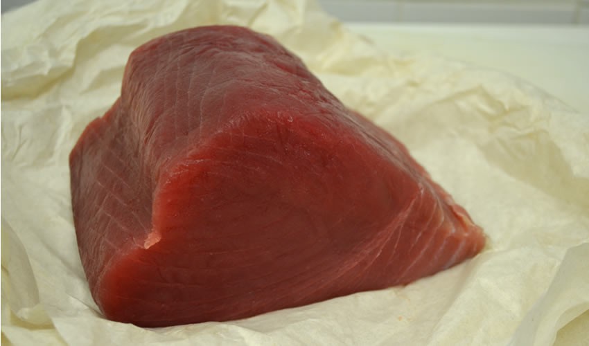 Sashimi Grade Tuna & Fresh Fish
